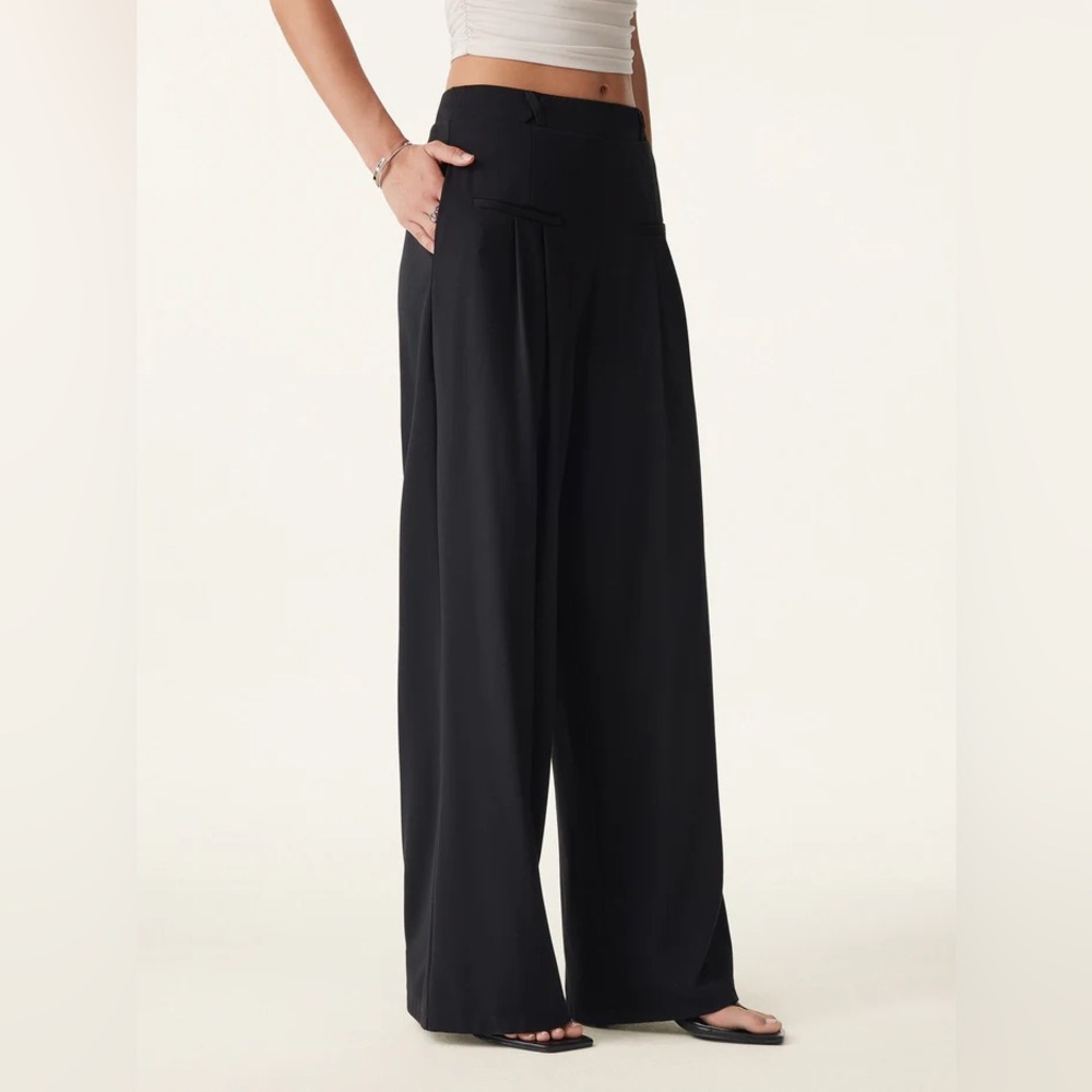 NWT OGL Drapey Bamboo Ponte Mid Rise Wide Leg Trouser in Navy - medium petite - Picture 5 of 7